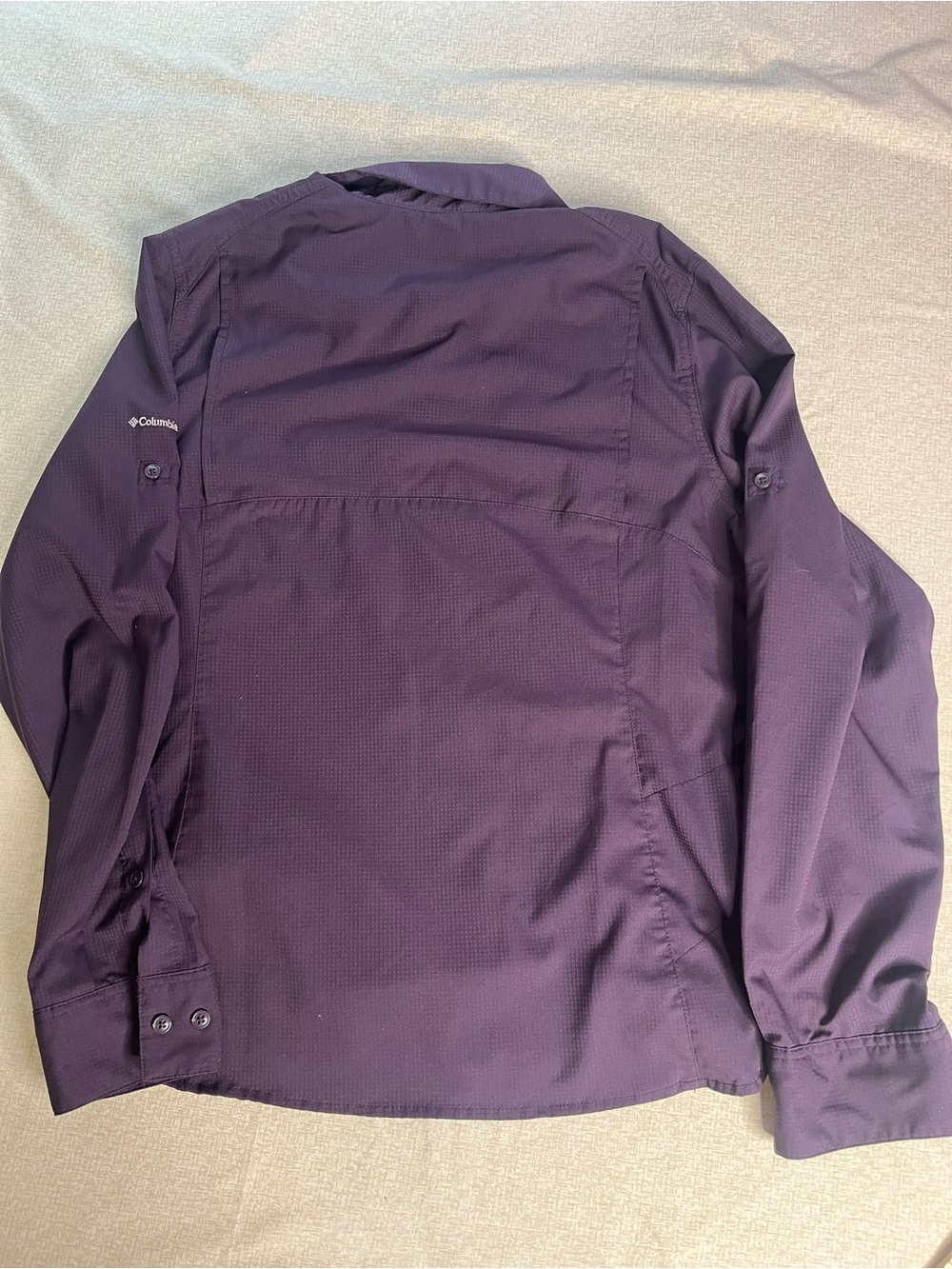 Columbia Women’s Purple Long-Sleeve Hiking/Fishing Shirt - Picture 6 of 6